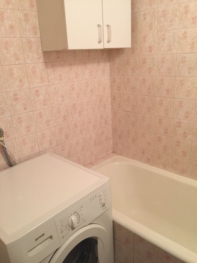 Hadži Melentijeva 1, Beograd - 6