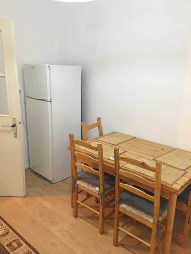 Hadži Melentijeva 1, Beograd - 13