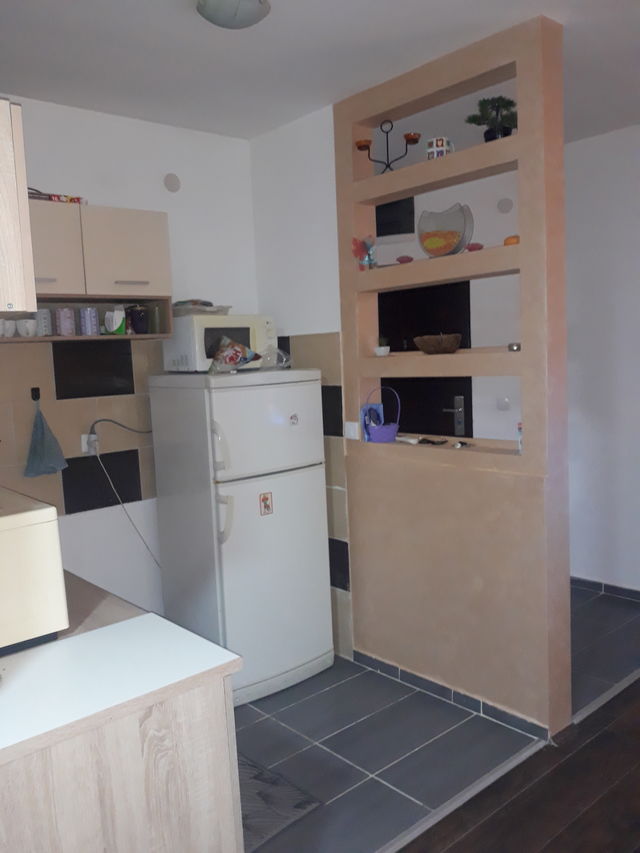 Lička 12B, Beograd - 9