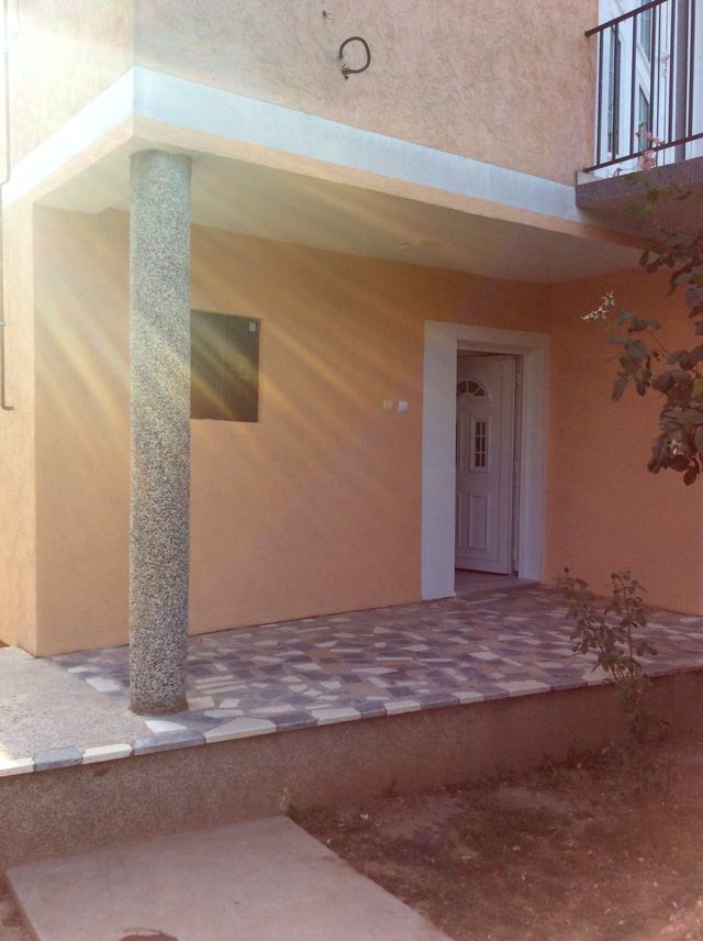 Fruškogorska 12, Banovci - 7