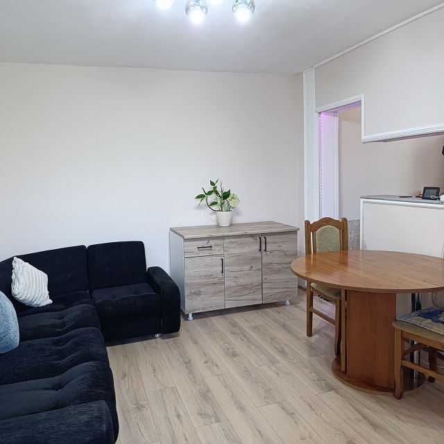 Zagorke Berović bb, Beograd - 11