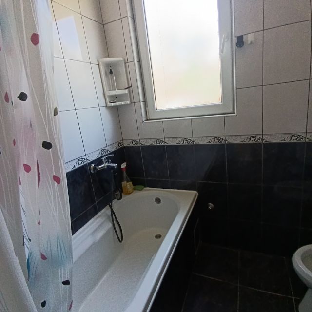 Zagorke Berović bb, Beograd - 14