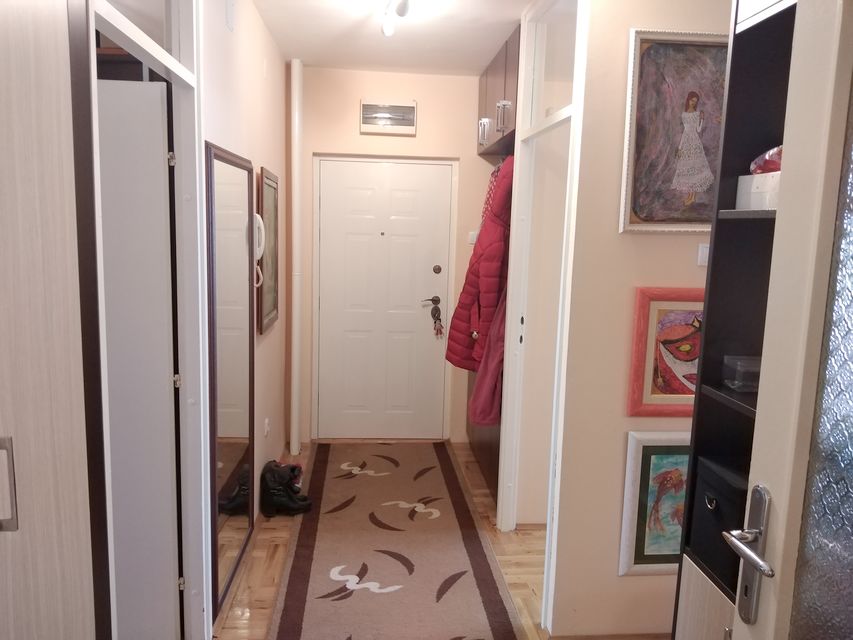 Dušana Vukasovića 72, Beograd - 18