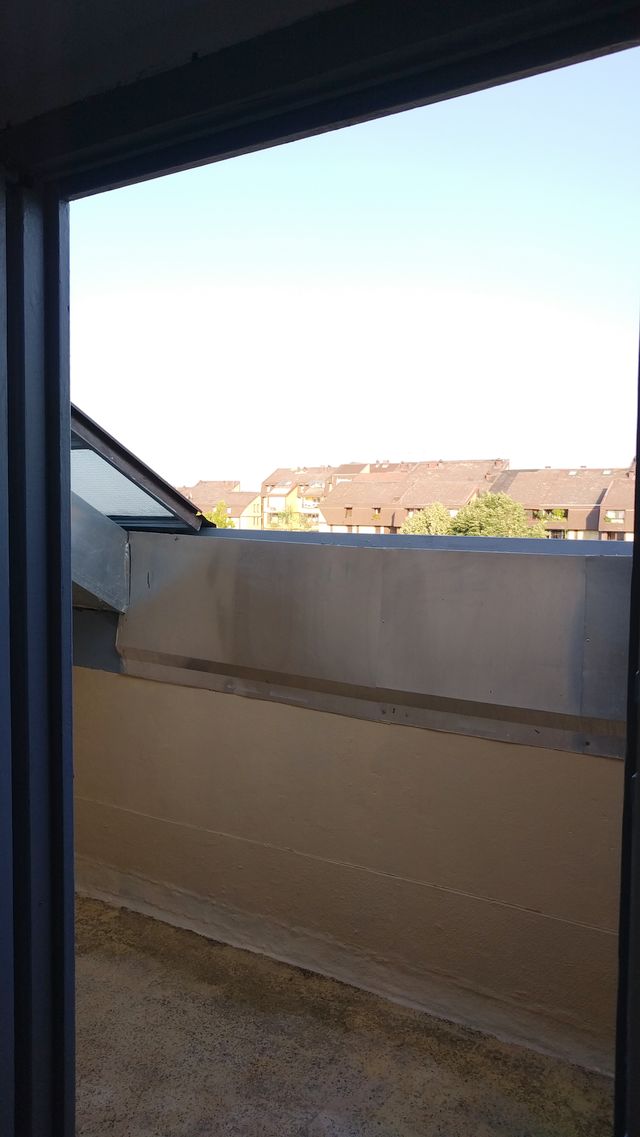 Crvenih hrastova 6, Beograd - 15