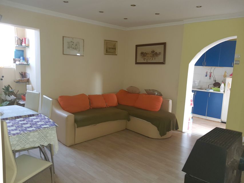 Aerodromski put 21, Beograd - 8