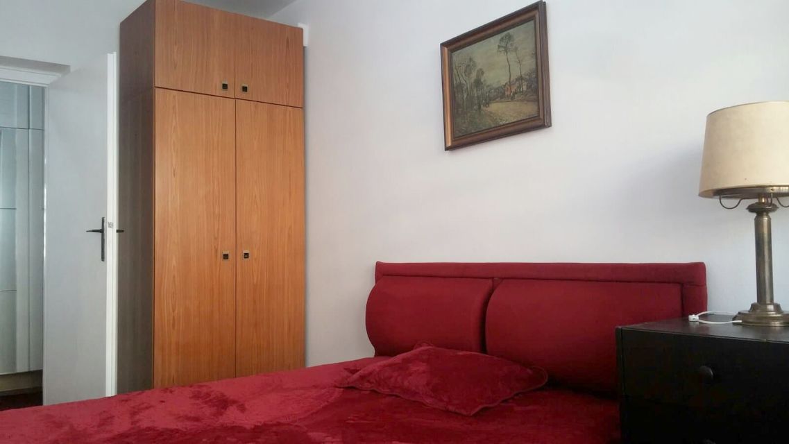 Maršala Birjuzova 49, Beograd