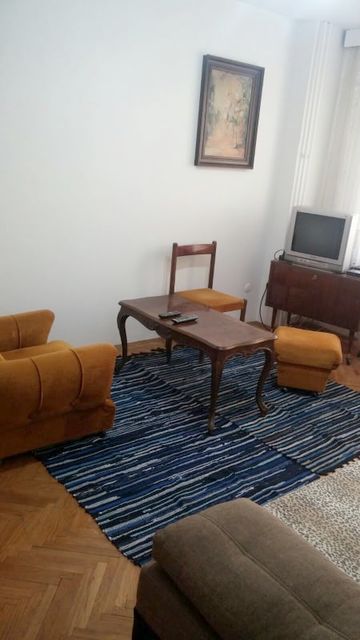 Maršala Birjuzova 49, Beograd - 3