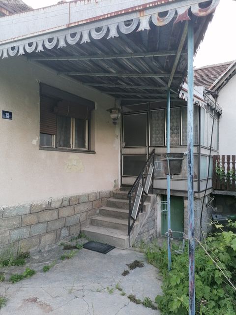 Braće Karaulića bb, Rudnik - 2