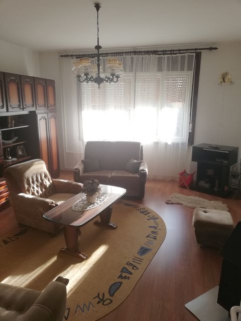 Košut Lajoša 12, Nova Crnja - 9