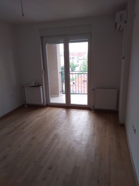 Kopernikova 30, Novi Sad - 6