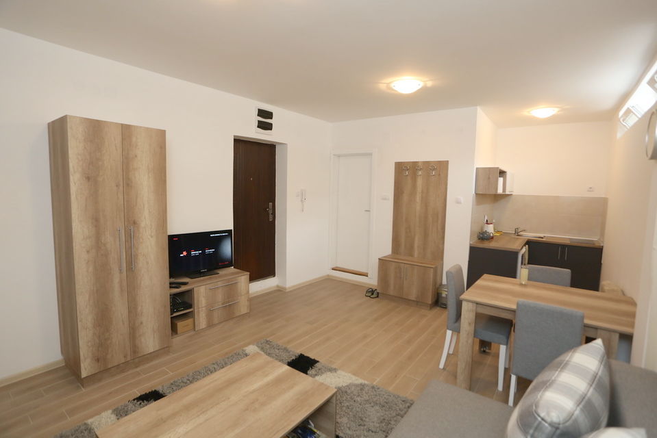 Vuka Karadžića 20, Novi Sad - 1