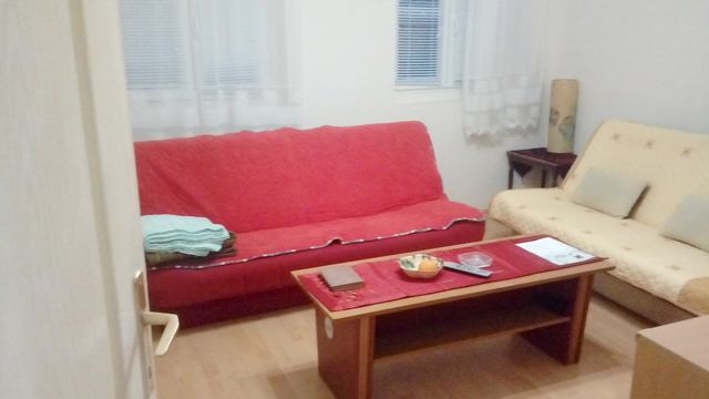 Đakovačka 4, Beograd