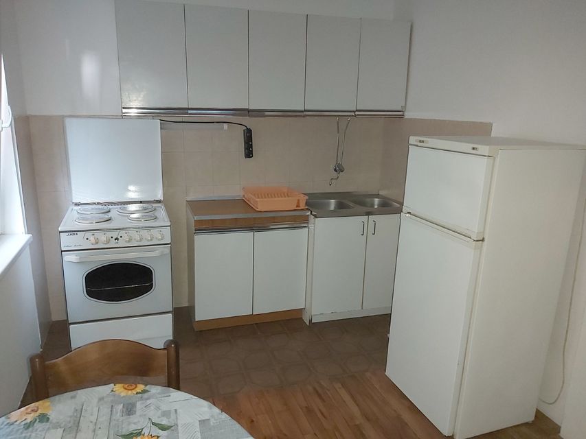 Arčibalda Rajsa 50, Beograd - 2