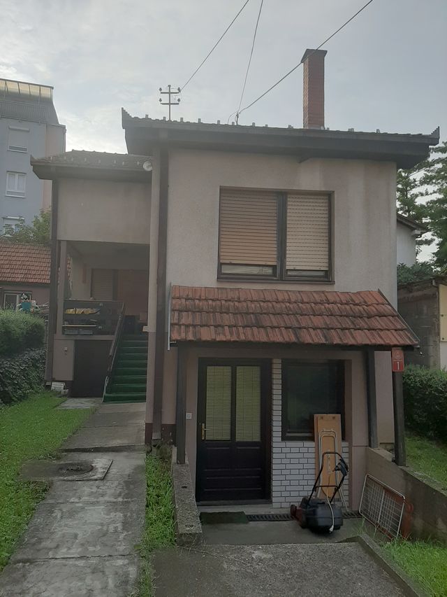 Deligradska 1, Kragujevac - 3