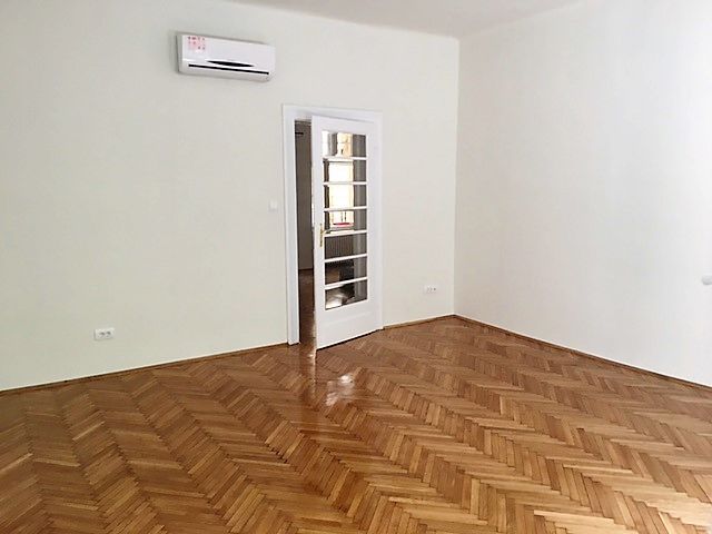 Majke Jevrosime 10, Beograd - 3