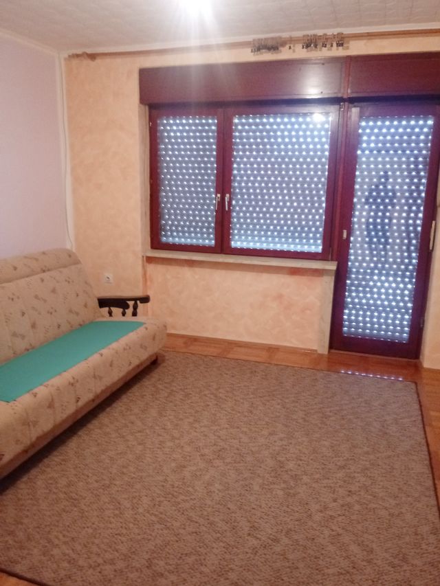 Narodnog fronta 240, Temerin - 8