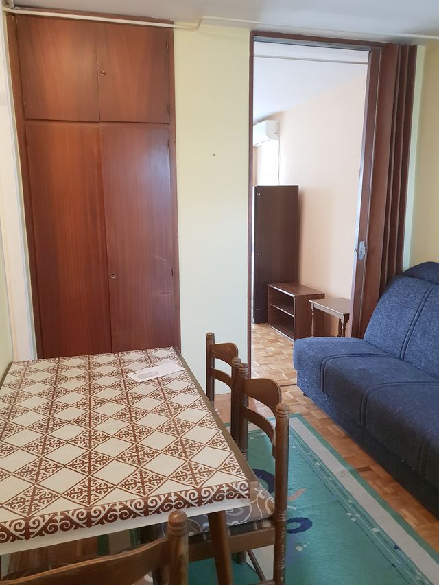 Milentija Popovića 50, Beograd - 8