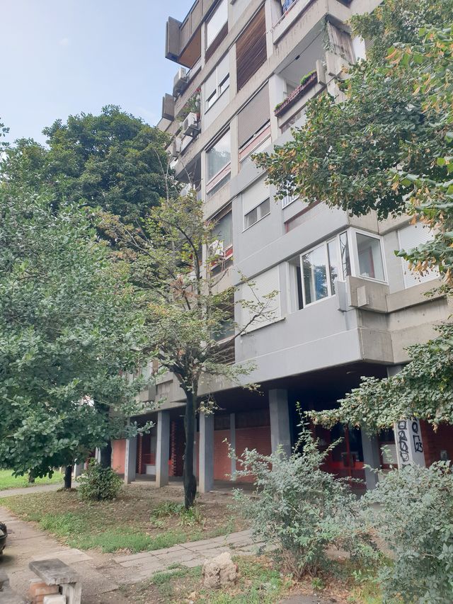 Milentija Popovića 50, Beograd - 6