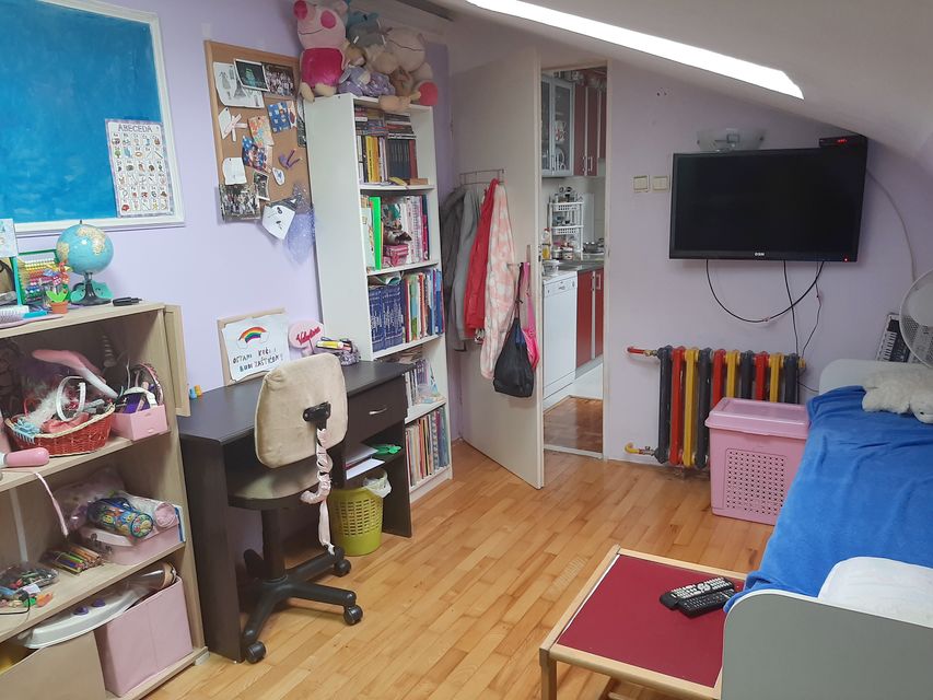 Sremskih boraca 77, Beograd - 12