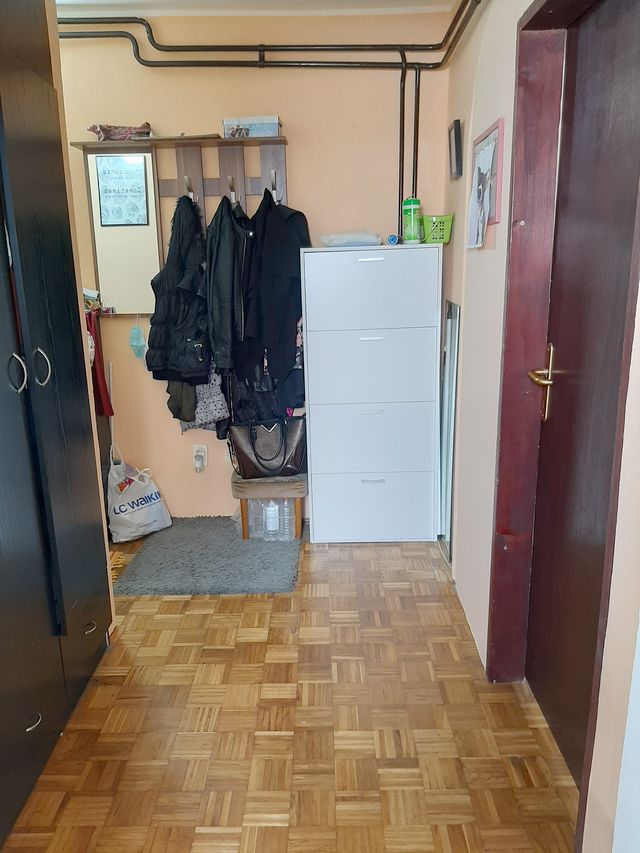 Sremskih boraca 77, Beograd - 3