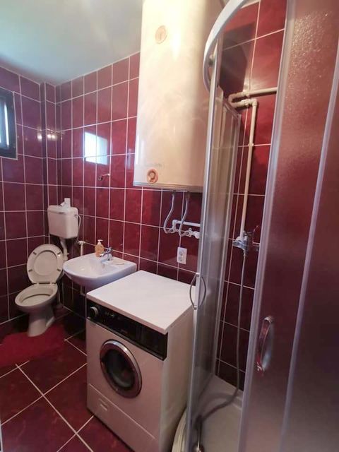 Gvozdenovića put 46, Mislođin - 11