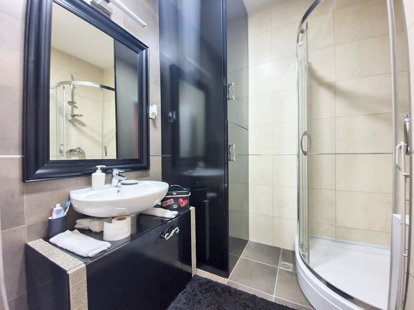 Radojke Lakić 1, Beograd - 11