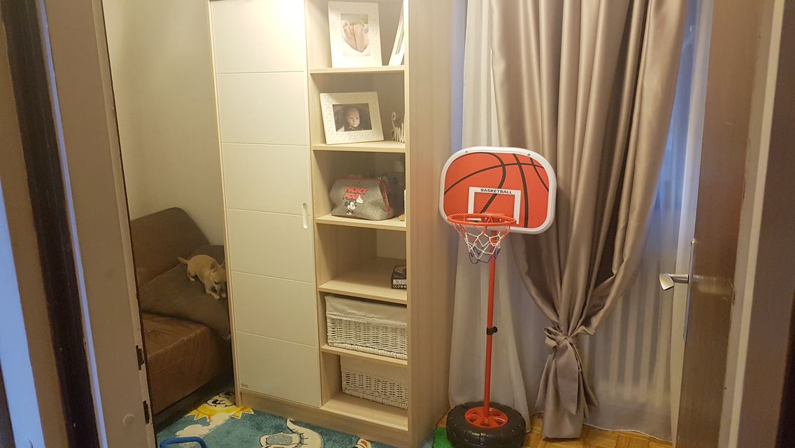 Pere Velimirovića 20, Beograd - 10