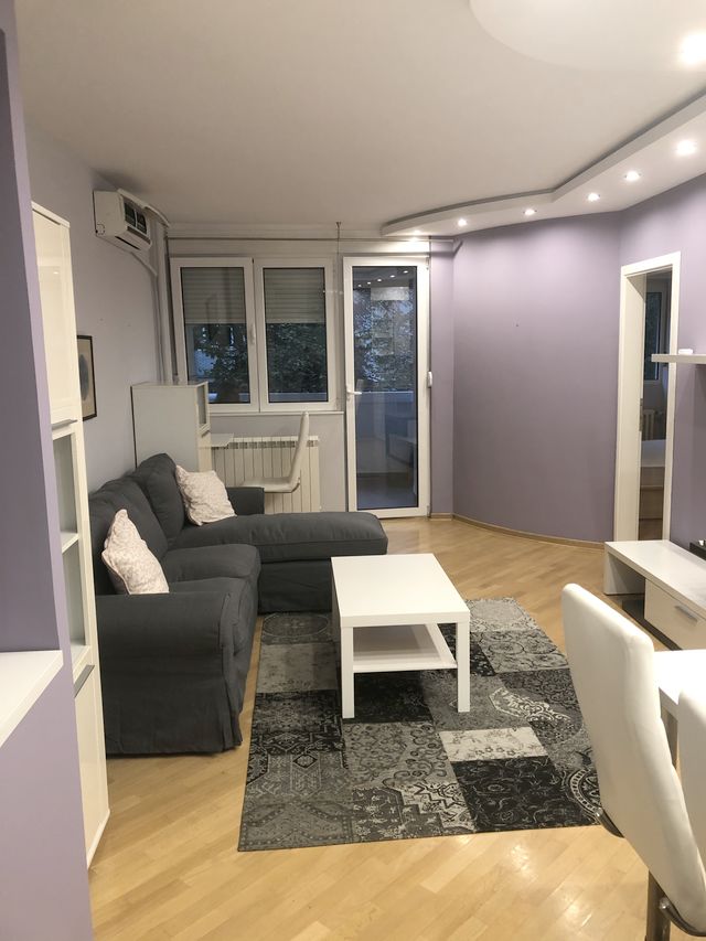 Gramšijeva 2, Beograd - 8