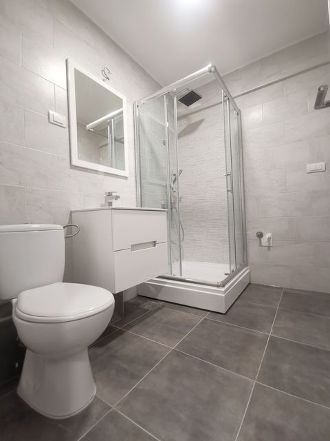 Narodnog fronta 38, Novi Sad - 5