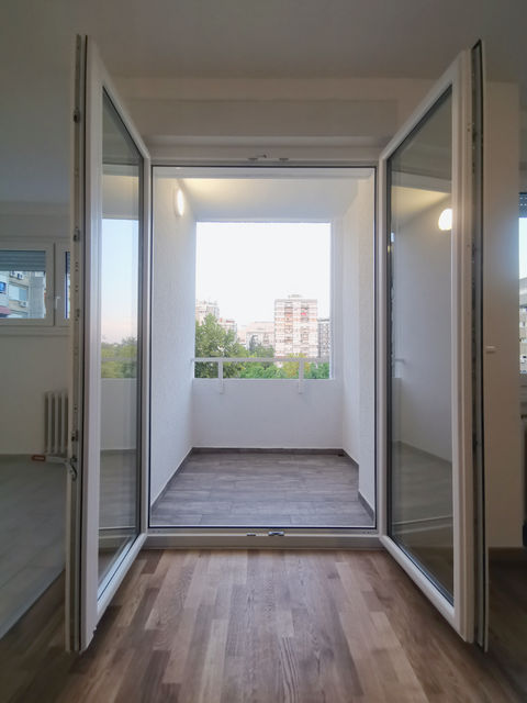 Narodnog fronta 38, Novi Sad - 2