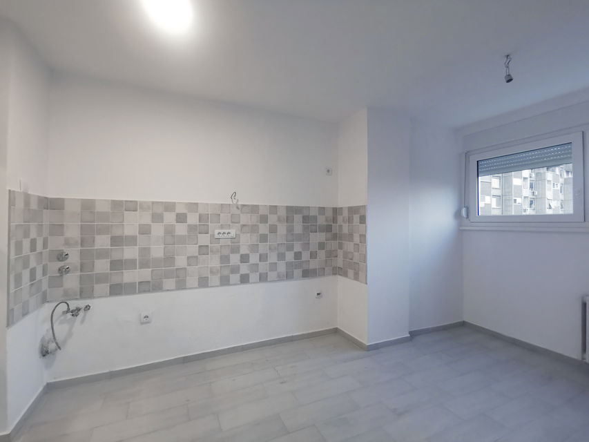 Narodnog fronta 38, Novi Sad - 9