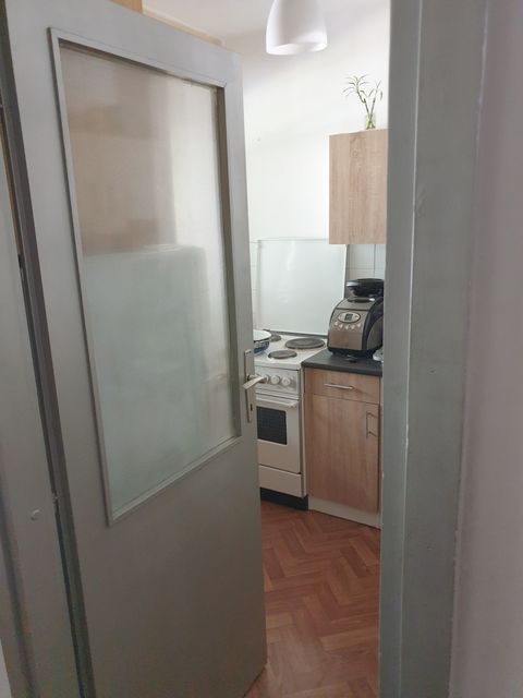 Braće Jerkovića 221, Beograd - 8