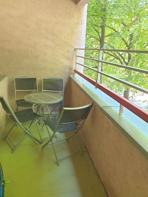 Braće Jerkovića 221, Beograd - 2