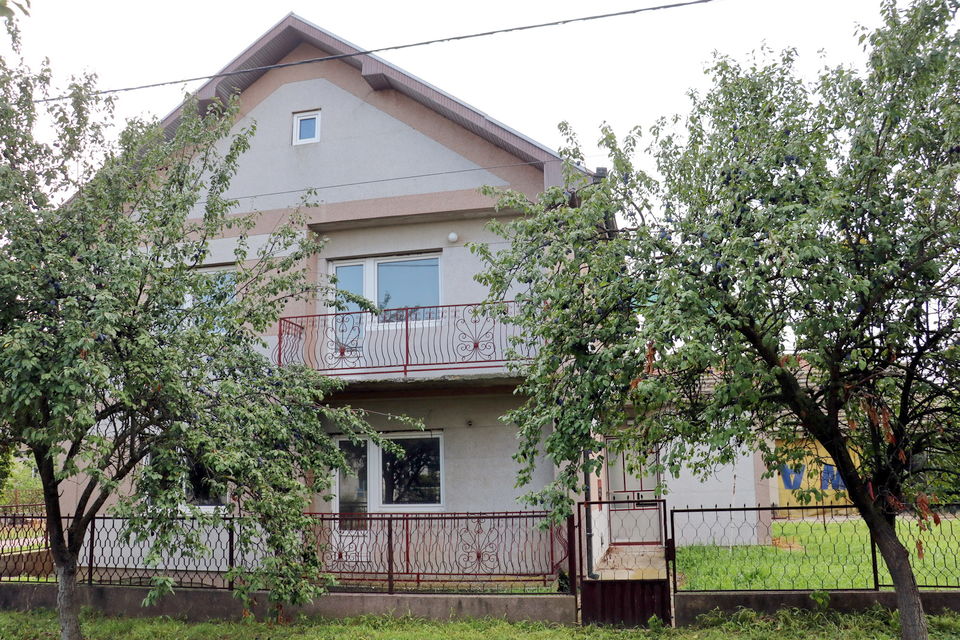 Blagoje Parovića 19, Jaša Tomić - 3