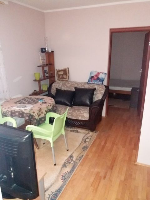 Kneževačka 21D, Beograd - 5