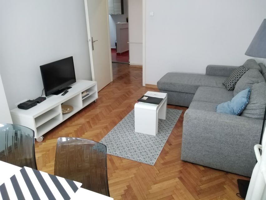 Topličin venac 29, Beograd