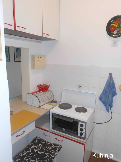 Kej oslobođenja 13D, Beograd - 7