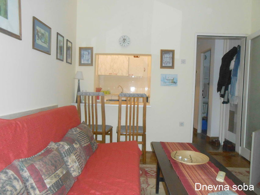 Kej oslobođenja 13D, Beograd - 4