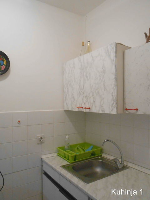 Kej oslobođenja 13D, Beograd - 6