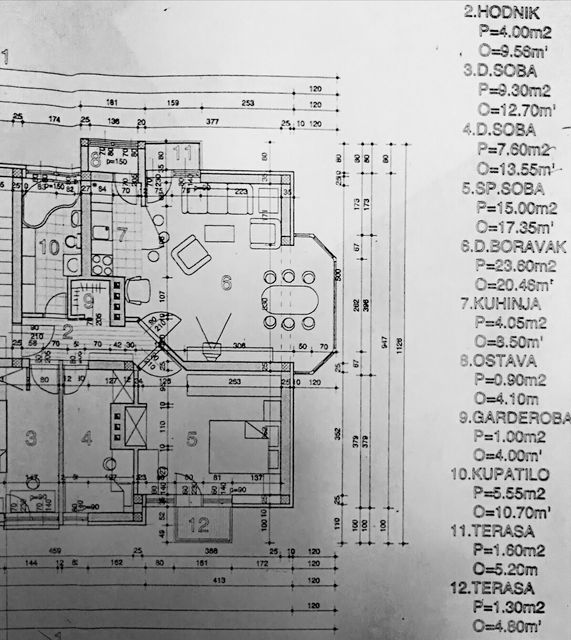 Marije Mage Magazinović 23, Užice