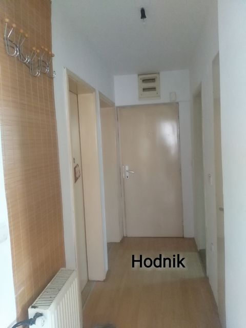 Marije Mage Magazinović 23, Užice - 18