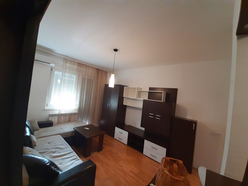 Šabačka 13, Beograd - 3