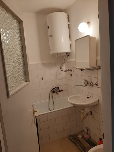 Marijane Gregoran 51, Beograd - 5