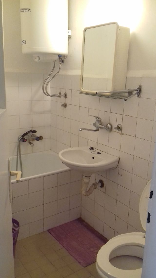 Marijane Gregoran 51, Beograd - 3