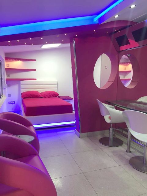 Braće Srnić 23, Beograd - 2