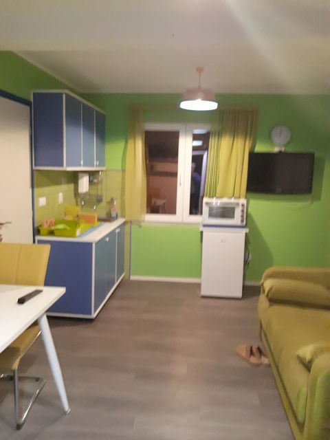 Tuluz Lotreka 14, Beograd