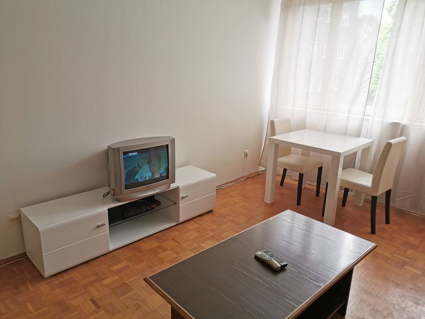 Vojvode Micka Krstića 5, Beograd - 3