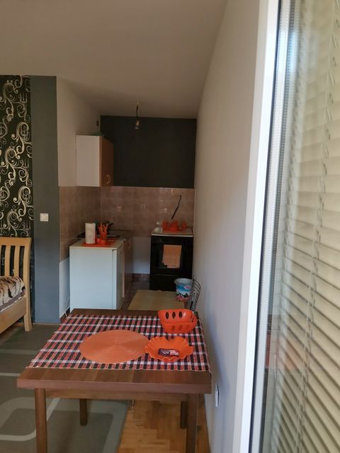 Majora Omera Mehića 16, Beograd - 3