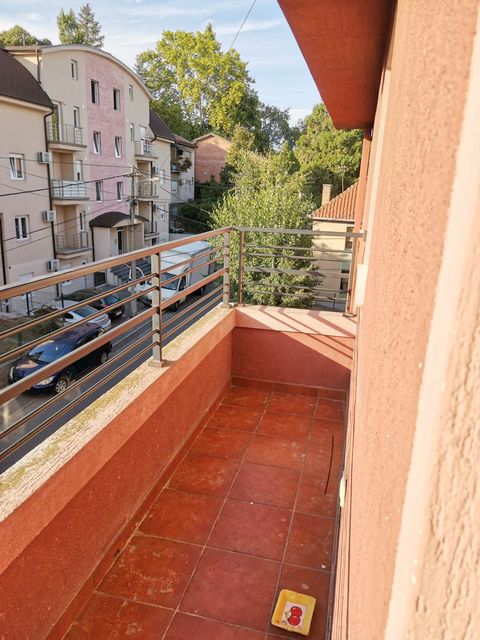 Majora Omera Mehića 16, Beograd - 6