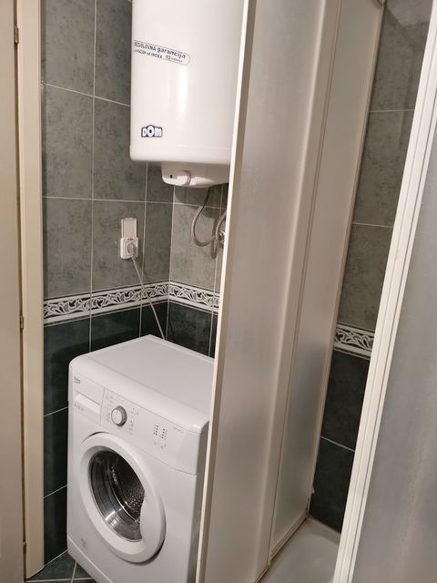 Majora Omera Mehića 16, Beograd - 5